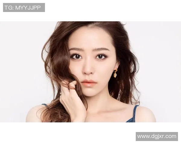 足球明星张靓颖的传奇之路与她在绿茵场上的辉煌成就