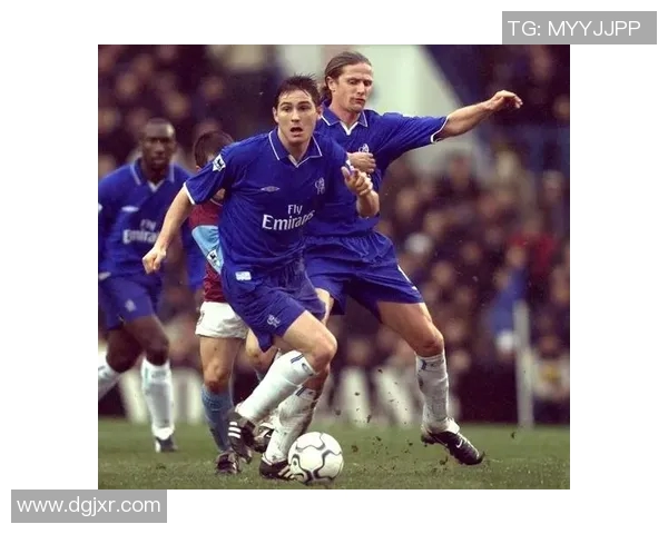 足球明星常青的真实身份揭秘及其辉煌职业生涯回顾 足球明星常青的真实身份揭秘及其辉煌职业生涯回顾